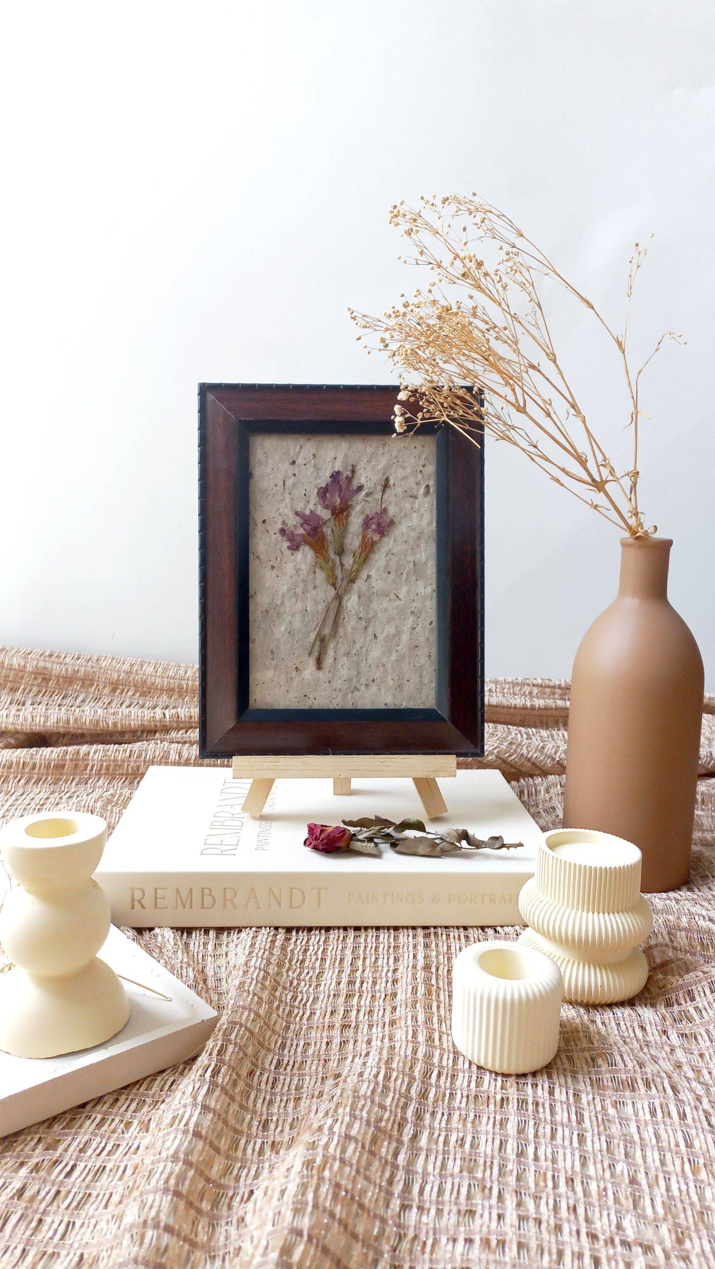 shope homeware candlestands art vases flowers